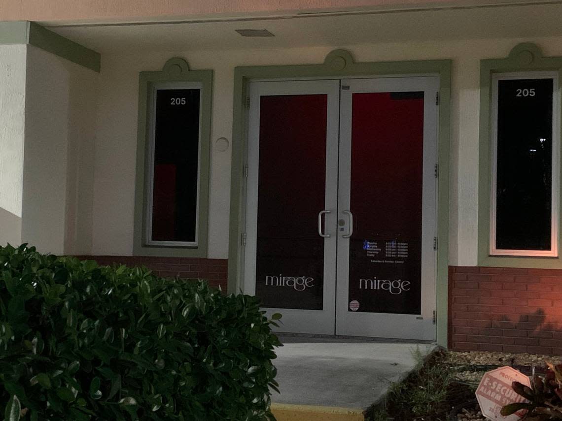 Mirage Cosmetic Surgery seems to be moving in at 205 SW 84th Ave. in Plantation.