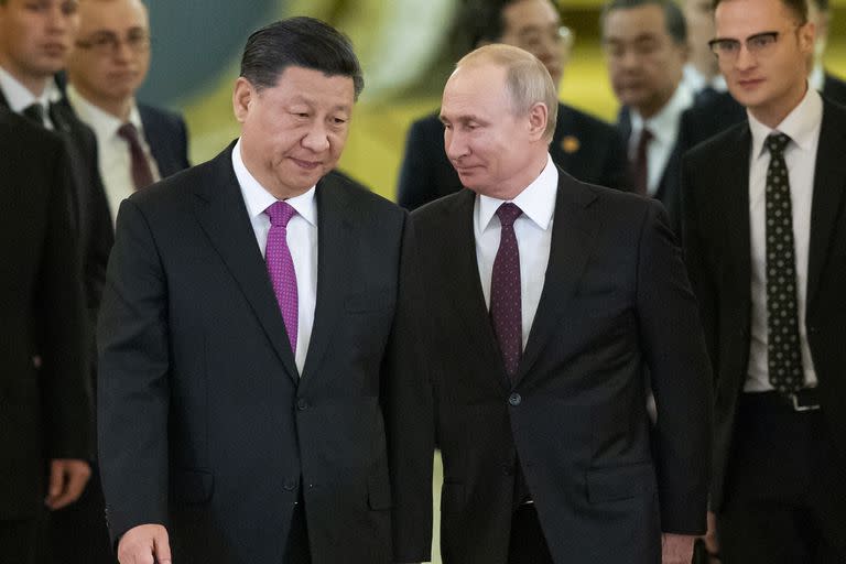 Xi Jinping y Vladimir Putin en Moscú, en un encuentro en 2019. (AP/Alexander Zemlianichenko, Pool, File)