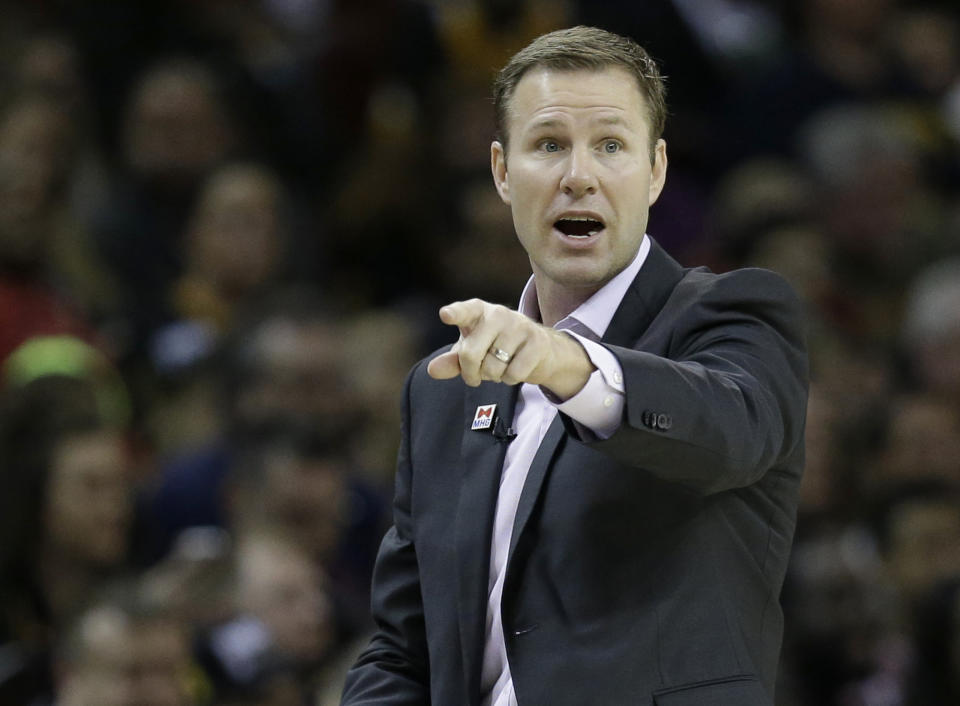 Chicago Bulls head coach Fred Hoiberg yells instructions to players during the second half of the team's NBA basketball game against the Cleveland Cavaliers, Saturday, Feb. 25, 2017, in Cleveland. (AP Photo/Tony Dejak)