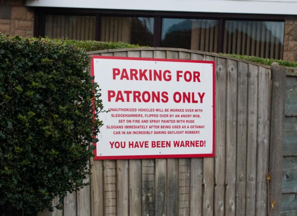The best no parking sign ever?