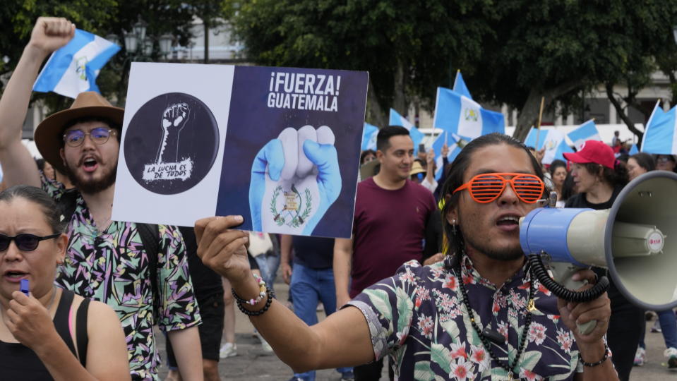 People march to reject legal actions taken by the Attorney General's office against the Seed Movement party and President-Elect Bernardo Arévalo in Guatemala City, Saturday, Sept. 2, 2023. Arévalo won the runoff against Sandra Torres by more than 20 points. (AP Photo/Moises Castillo)People march to reject legal actions taken by the Attorney General's office against the Seed Movement party and President-Elect Bernardo Arévalo, in Guatemala City, Saturday, Sept. 2, 2023. Guatemala’s Congress has declared the Seed Movement’s seven lawmakers — one of whom is Arévalo — independents, which bars them from holding leadership positions. (AP Photo/Moises Castillo)