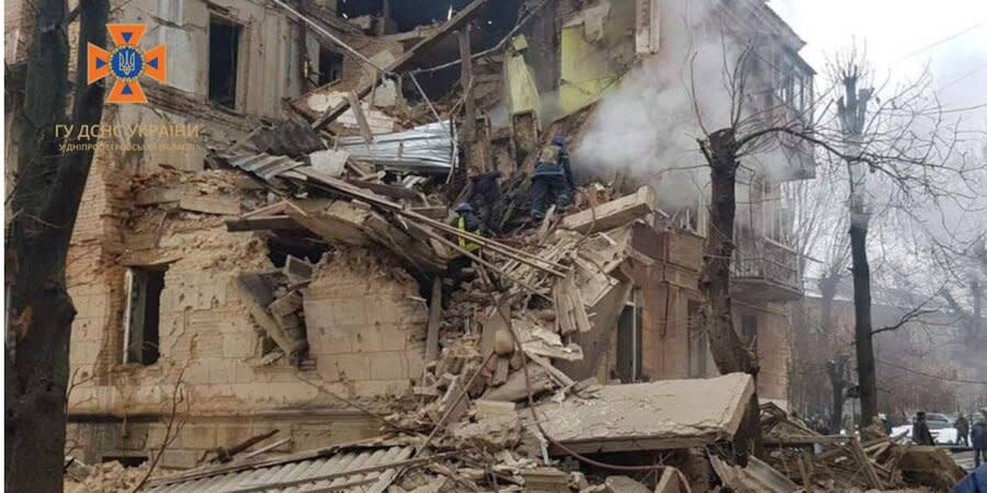 A residential building damaged by Russian rocket fire in Kryvyi Rih on December 16