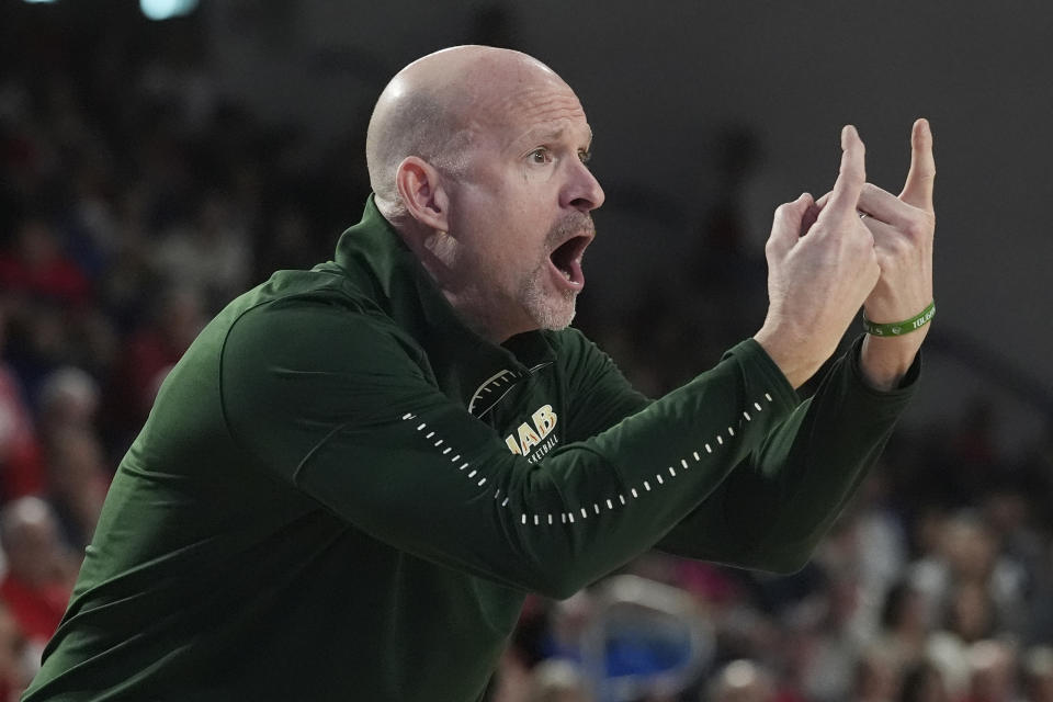 UAB head coach Andy Kennedy gestures during the first half of an NCAA college basketball game against Florida Atlantic , Sunday, Jan. 14, 2024, in Boca Raton, Fla. (AP Photo/Marta Lavandier)