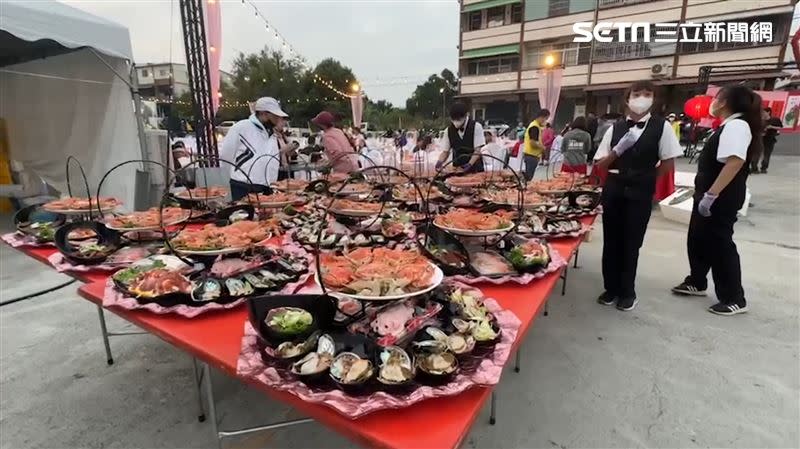 阿隆師娶媳婦菜色超澎湃。（圖／翻攝畫面）