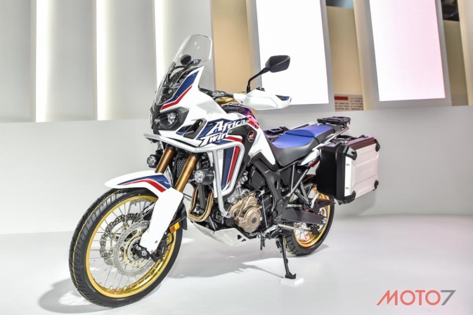 越野夢想の翅膀：2018 HONDA CRF1000L Africa Twin