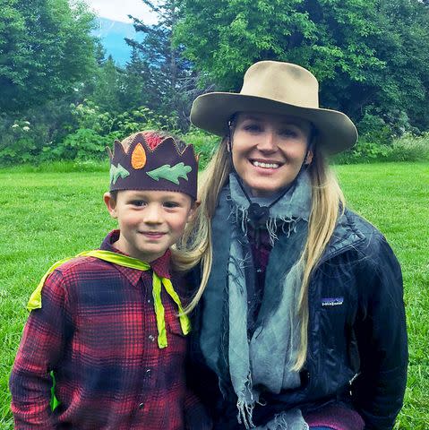 Jewel/Instagram Jewel with her son Kase celebrating his 6th birthday.