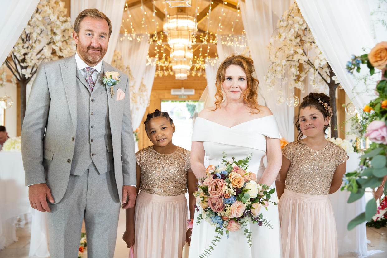 Coronation Street's Fiz prepares to marry Phill. (ITV)