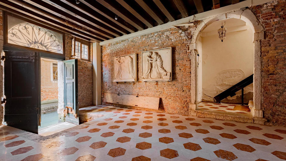 The entry way of the spacious Venetian residence. - Credit: Sotheby's Concierge Auctions