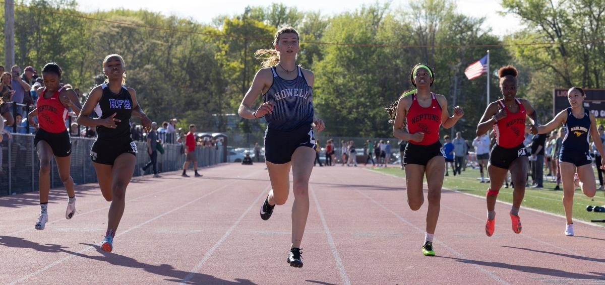 Track & field Gugliotta, Stillitano fly at Monmouth County Championships