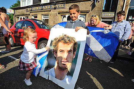 Brits celebrate Andy Murray's Wimbledon win