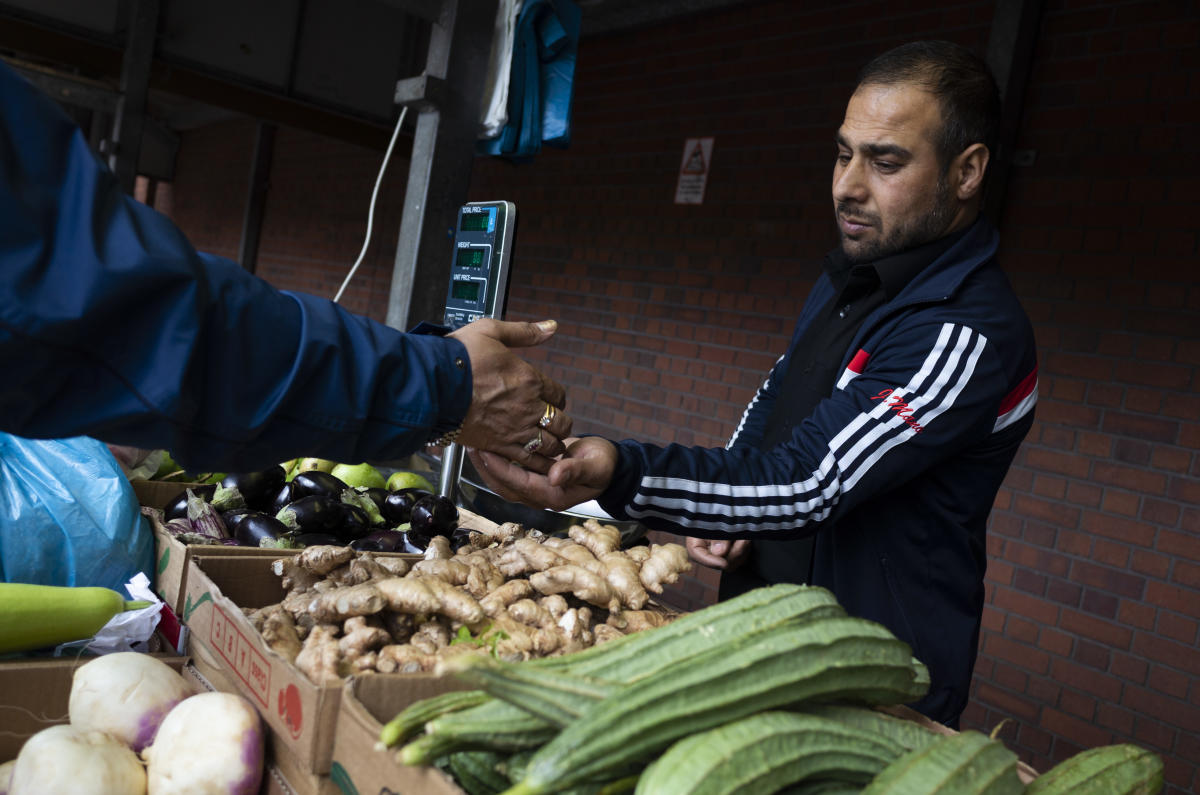 Cost-of-living crisis 'could help veg sales', Article