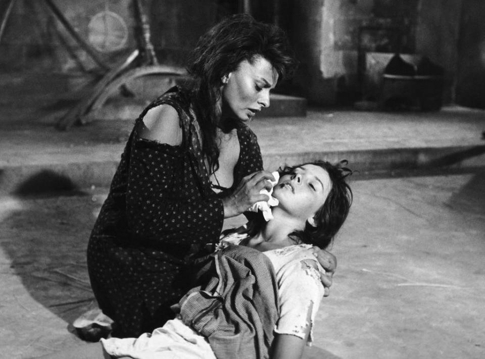 Sofía Loren y Eleonora Brown en "Two Women".