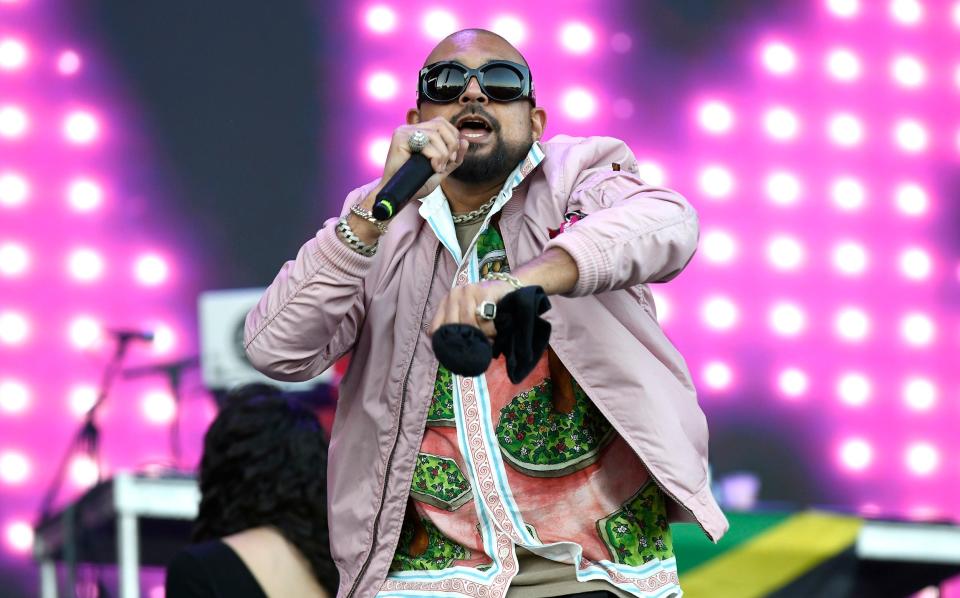 Sean Paul's Temperature found a happy place at number 11 in the UK Singles chart in 2006 - Tim Mosenfelder/Getty Images
