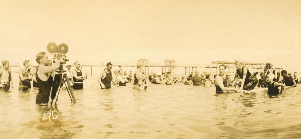 Film-makers in Palm Beach filming the glamorous life in the island circa 1916.