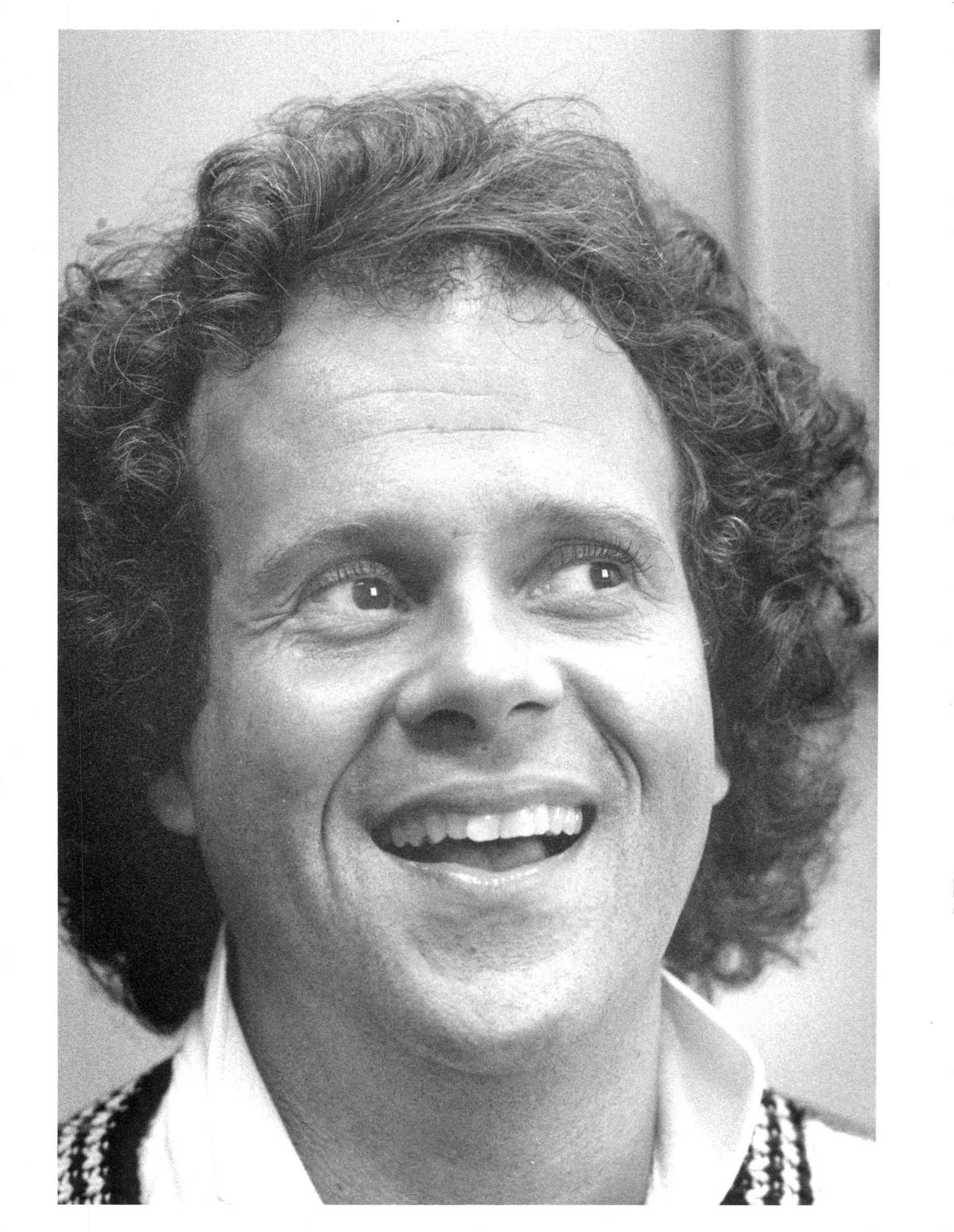 Fitness pioneer Richard Simmons dies 1 day after 76th birthday: Reports