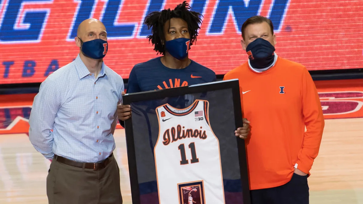 Bulls’ Ayo Dosunmu excited to be honored by Illinois basketball