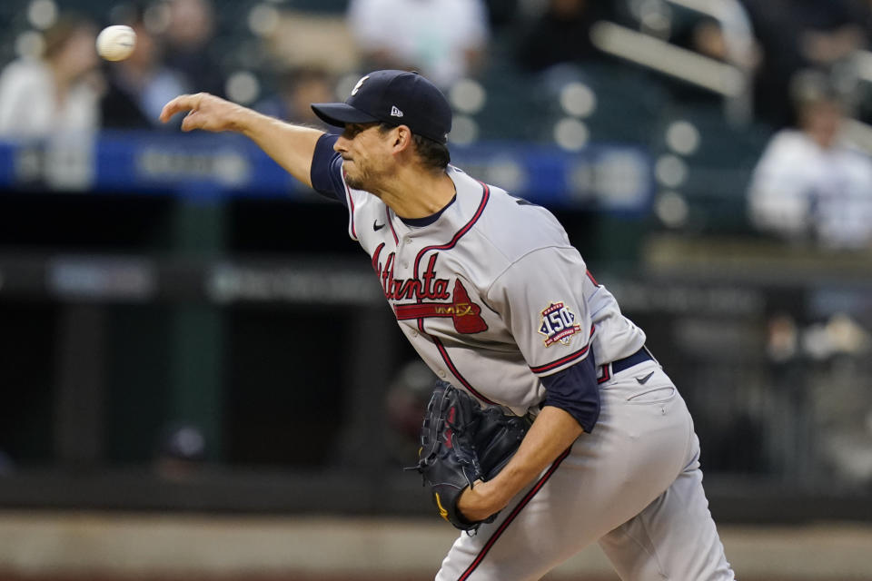 Atlanta Braves' Charlie Morton delivers a pitch during the first inning of a baseball game against the New York Mets Tuesday, June 22, 2021, in New York. (AP Photo/Frank Franklin II)