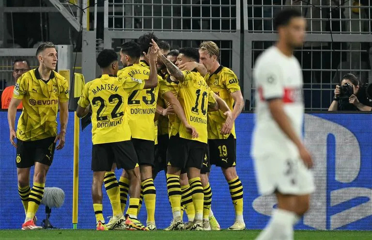 Borussia Dortmund se quedó con la ida. Derrotó 1 a 0 a PSG