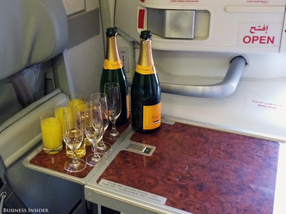 emirates airlines economy flight