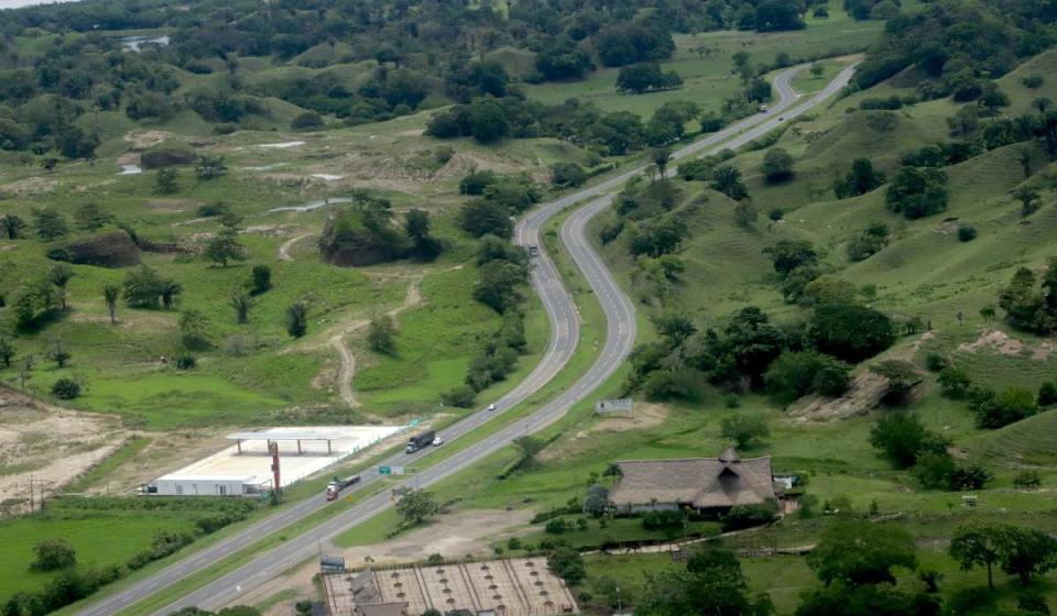 El tramo Villeta - Guaduas, así como obras complementarias, costarán más de $3 billones. Foto: MinTransporte.