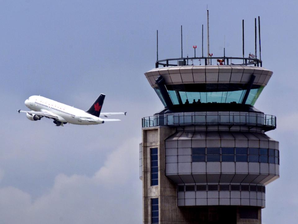 Air Canada Air Traffic Control