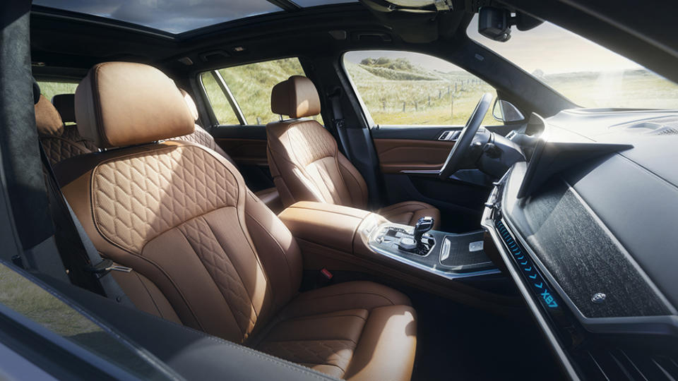 Inside the 2023 BMW Alpina XB7