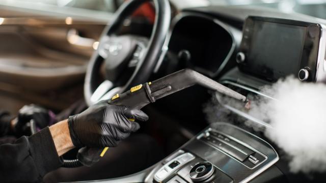 How to effectively clean car interior plastic, and everything you