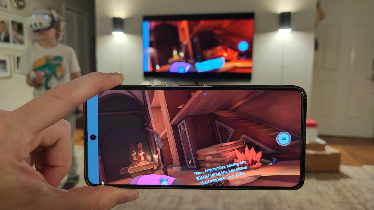  Casting gameplay from a Meta Quest 3 to a Chromecast on a TV using the Meta Quest app on a Google Pixel 8 Pro. 