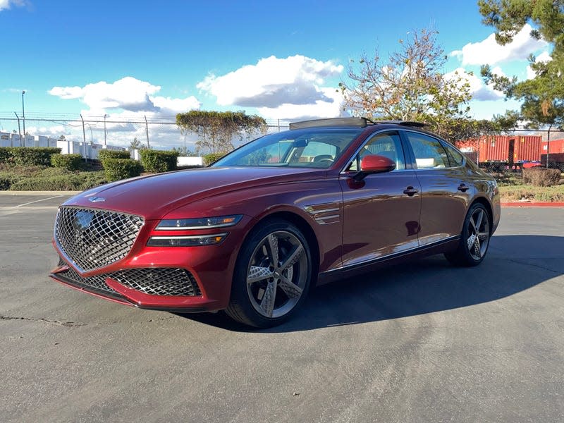 2022 Genesis G80 Sport side view