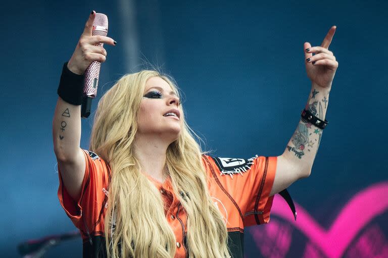 La cantante francocanadiense Avril Lavigne durante su gira por Europa el 27 de junio en el Festival Tinderbox Music de Dinamarca
