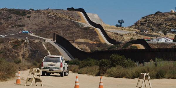 Nuevo muro entre San Diego y Tijuana podría destruir el Friendship Park