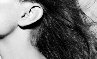 河南一名女子因為愛美去打耳洞。（示意圖／翻攝自pixabay）