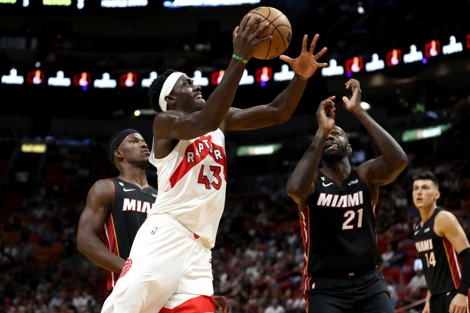 Pascal Siakam（出手者）在NBA 2022-23賽季開季打得非常優異。（Photo by Megan Briggs/Getty Images）