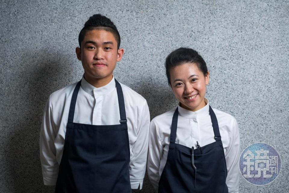 曾任亞都麗緻巴黎廳副主廚的傅昭蓉（右）與現正在英國米其林三星餐廳「Fat Duck」工作的男友魏宏丞（右）共同打造STAGIAIRE的餐飲風格。