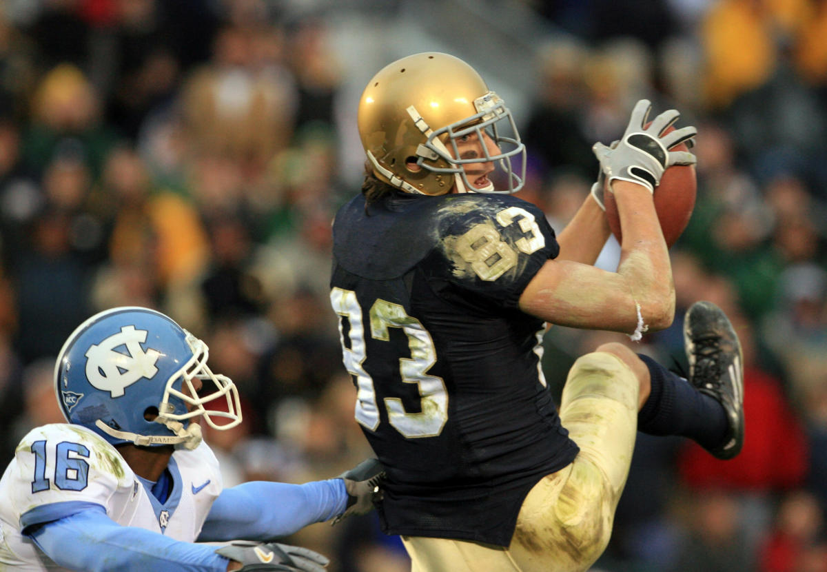 See it: Notre Dame two-sport great poses with future Notre Dame two-sport  great