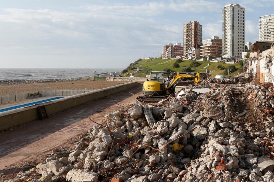 Coronavirus en la Argentina: la Uocra hará huelga "a la japonesa" para reanudar obras de construcción de Mar del Plata