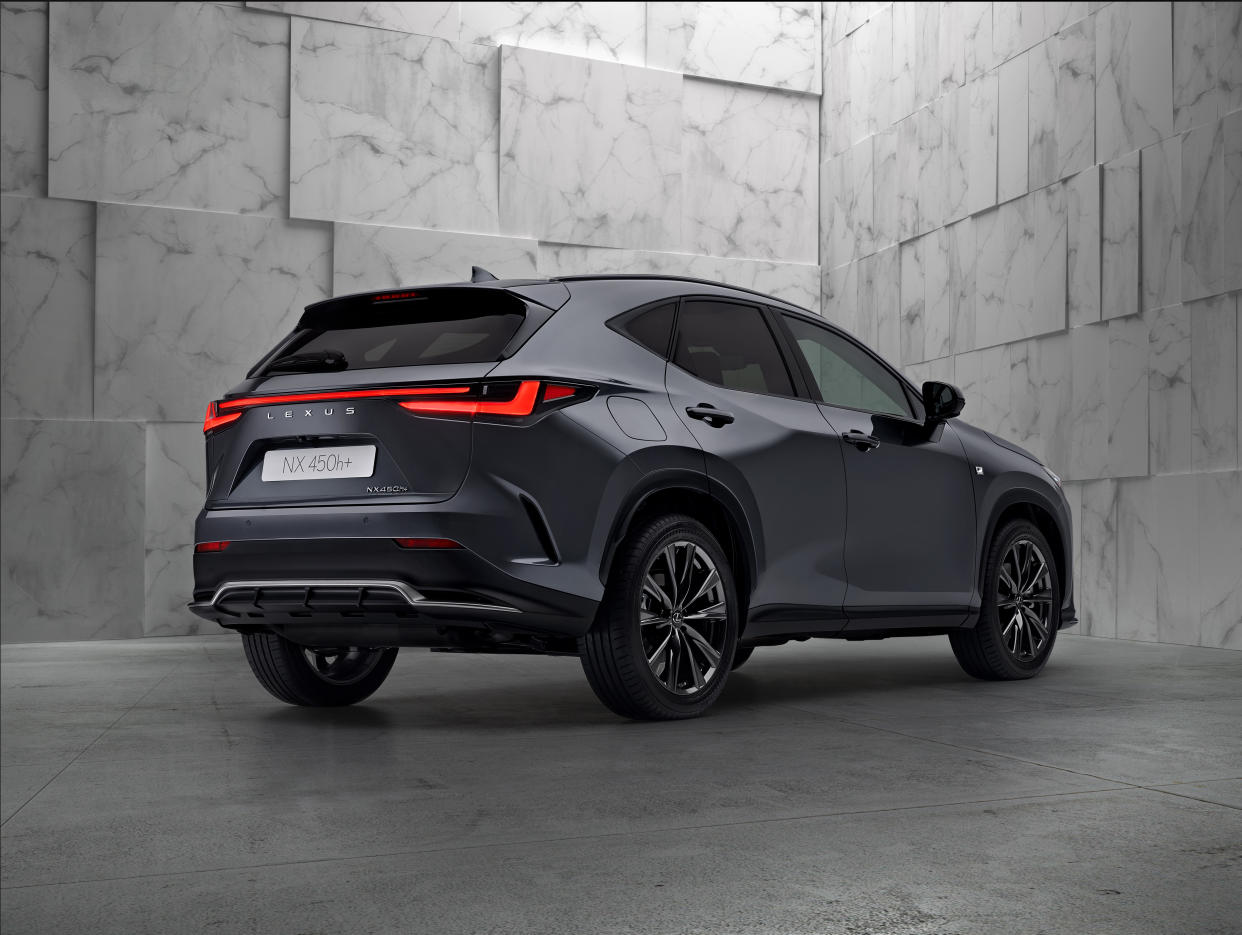 Lexus NX