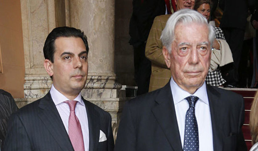 Mario Vargas Llosa y su hijo Gonzalo, en una imagen de archivo (GTres).