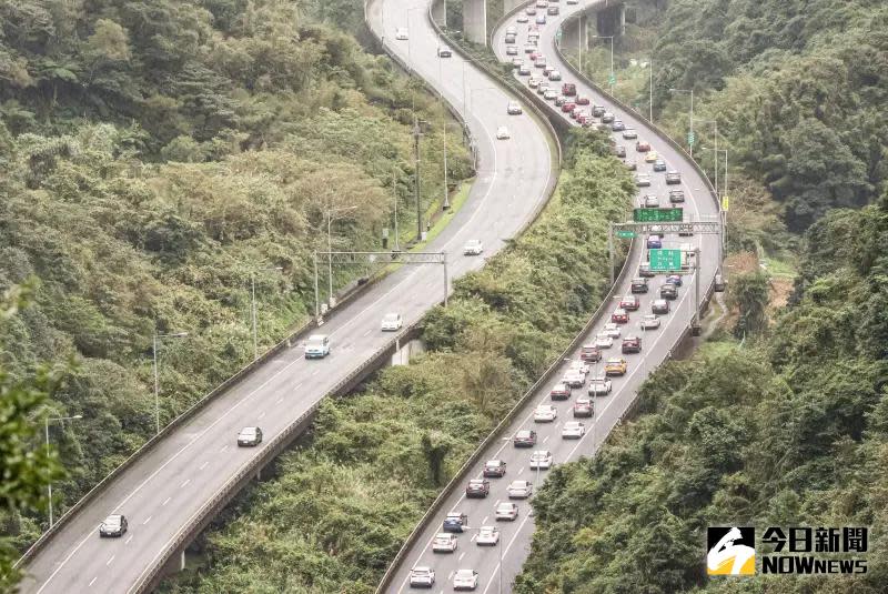 ▲駕駛注意，如果未依規定投保強制汽車責任保險，若還肇事，最高可處3萬2000元以下罰鍰。（圖／記者鄭孟晃攝，2023.09.29） 