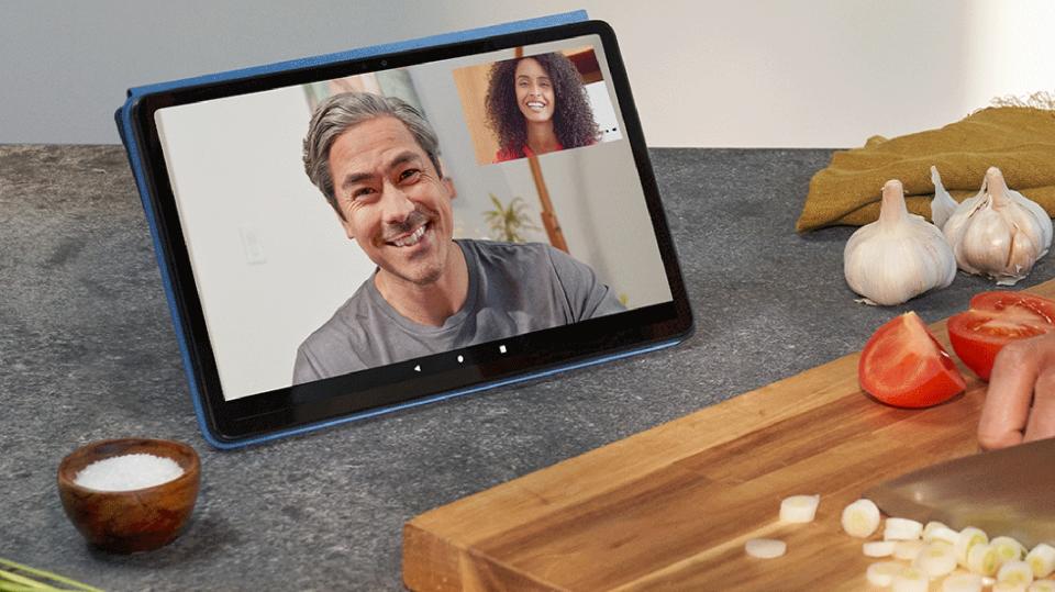 Amazon Fire Max 11 video call