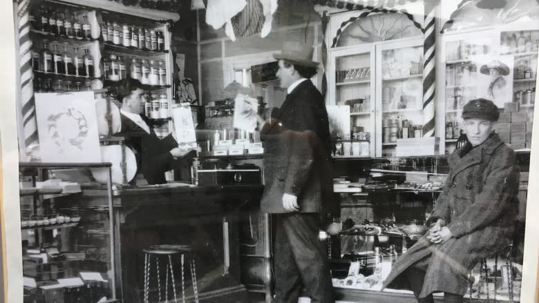 Holiday display a window into Charlottetown's past