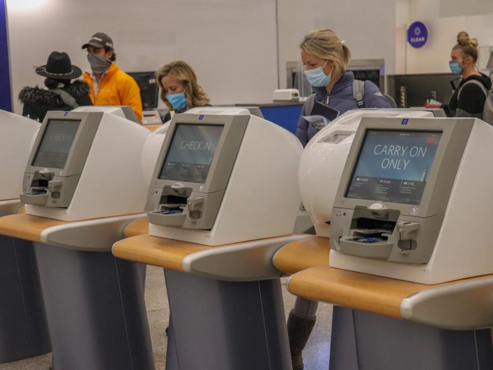 Flying on Delta Air Lines during pandemic