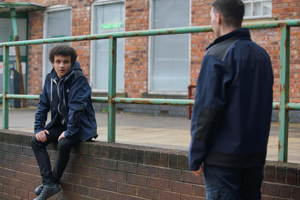 FROM ITV  STRICT EMBARGO -  No Use Before Tuesday 26th January 2021  Coronation Street - Ep 1024142  Friday 5th February 2021  As Simon Barlow [ALEX BAIN] readies to leave with a chip shop delivery, Jacob Ray [JACK JAMES RYAN] takes the bag off him and tells him heâs got a delivery for him to make of a different kind. Simonâs heart sinks.   Picture contact David.crook@itv.com  Photographer - Danielle Baguley  This photograph is (C) ITV Plc and can only be reproduced for editorial purposes directly in connection with the programme or event mentioned above, or ITV plc. Once made available by ITV plc Picture Desk, this photograph can be reproduced once only up until the transmission [TX] date and no reproduction fee will be charged. Any subsequent usage may incur a fee. This photograph must not be manipulated [excluding basic cropping] in a manner which alters the visual appearance of the person photographed deemed detrimental or inappropriate by ITV plc Picture Desk. This photograph must not be syndicated to any other company, publication or website, or permanently archived, without the express written permission of ITV Picture Desk. Full Terms and conditions are available on  www.itv.com/presscentre/itvpictures/terms