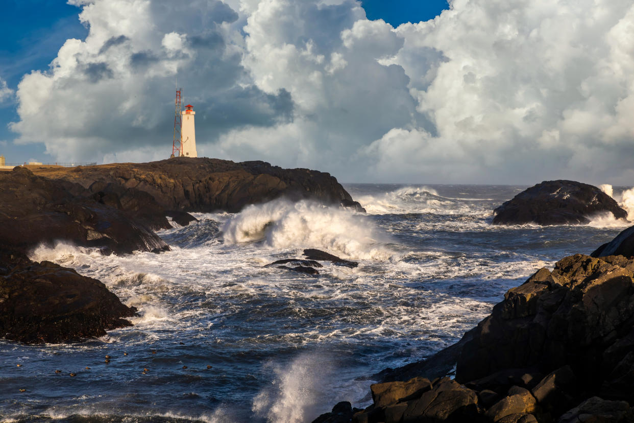 In der Nacht vom Donnerstag auf Freitag wird an der Nordsee vor möglichen Orkanen gewarnt. (Symbolbild: Getty Images)