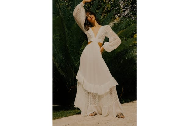 <p>A look from the Patbo Spring 2022 bridal collection.</p>