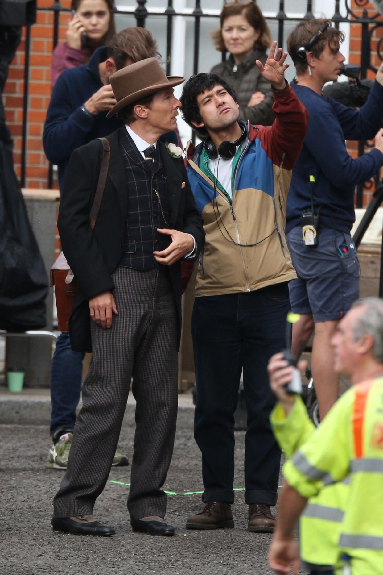 Benedict Cumberbatch is seen filming "Louis Wain," a biographical film on an English artist, in London on Sept. 26, 2019.