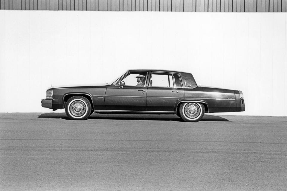 1981 cadillac sedan de ville