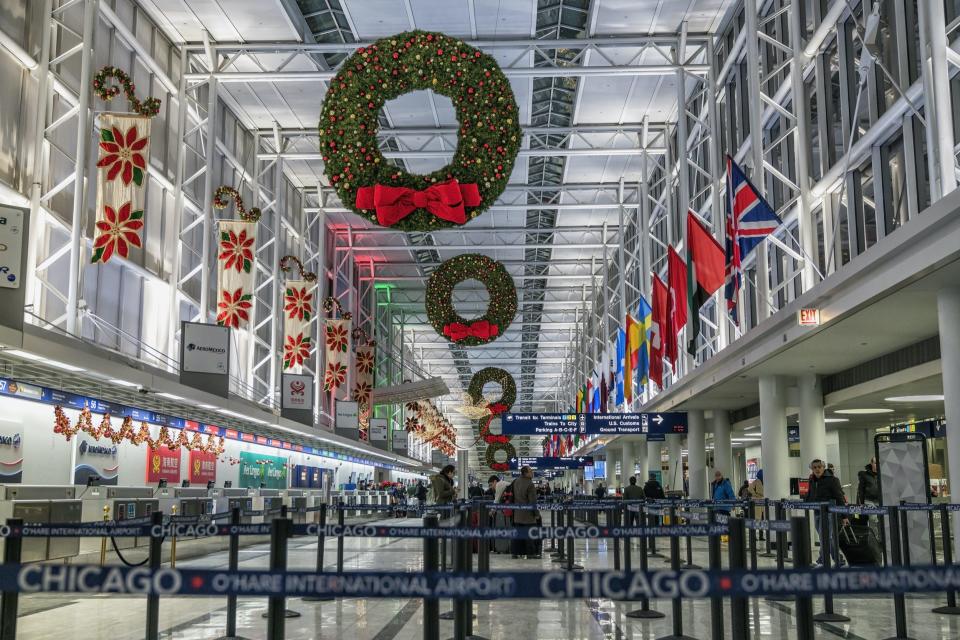 Chicago O'Hare International Airport at Christmas