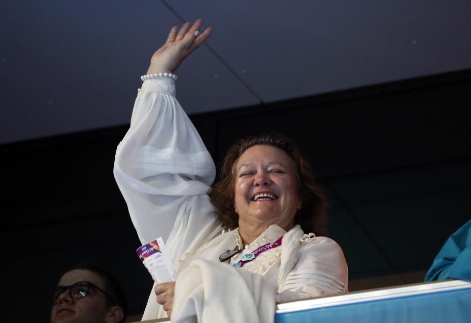 <p>La australiana Gina Rinehart es la siguiente en la lista. Hija de Lang Hancock, fundador de una empresa dedicada a la extracción de minerales, Hancock Prospecting, tomó la compañía de su padre en bancarrota y la levantó embolsándose así 14.000 millones de euros. (Foto: David Grey / Reuters). </p>