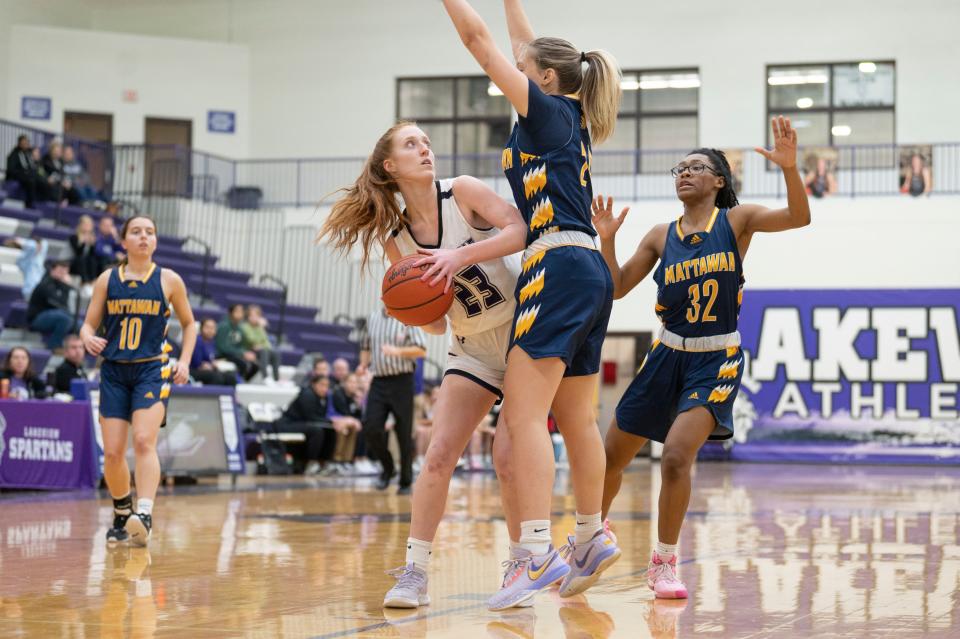 Lakeview senior Jenna Morris prepares to shoot during a game against Mattawan at Lakeview High School on Tuesday, Feb. 7, 2023.